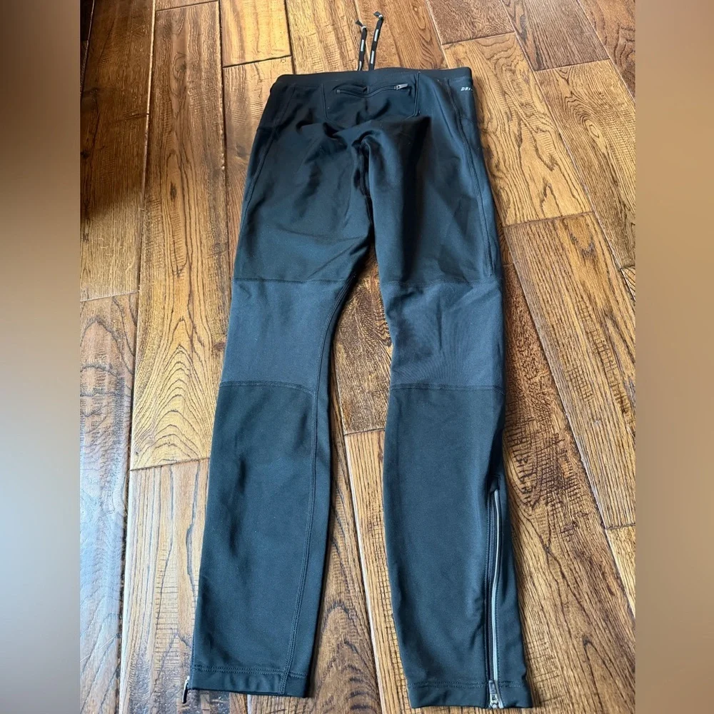 Nike Black Performance Leggings with Reflective Stripes Women’s Size S